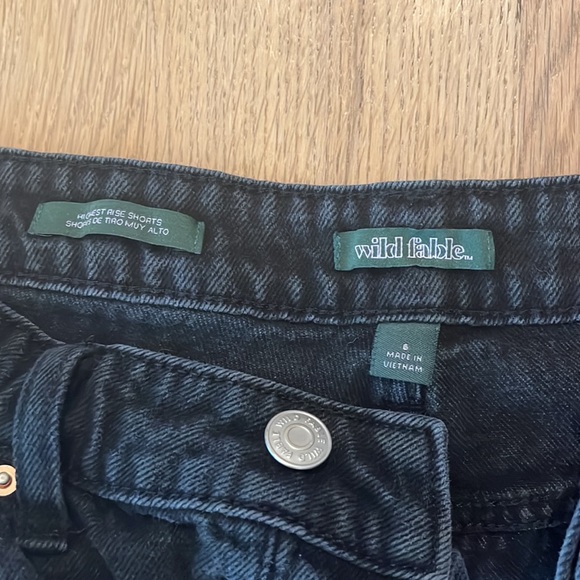 Wild fable high rise short - Picture 2 of 3